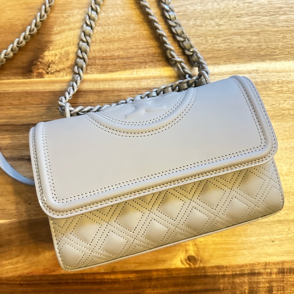 Tory Burch Light Gray Quilted Shoulder Bag